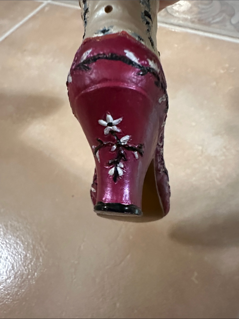 VTG COLLECTABLE “Just The Right Shoe” Opera Boot Figurine - Picture 6 of 11